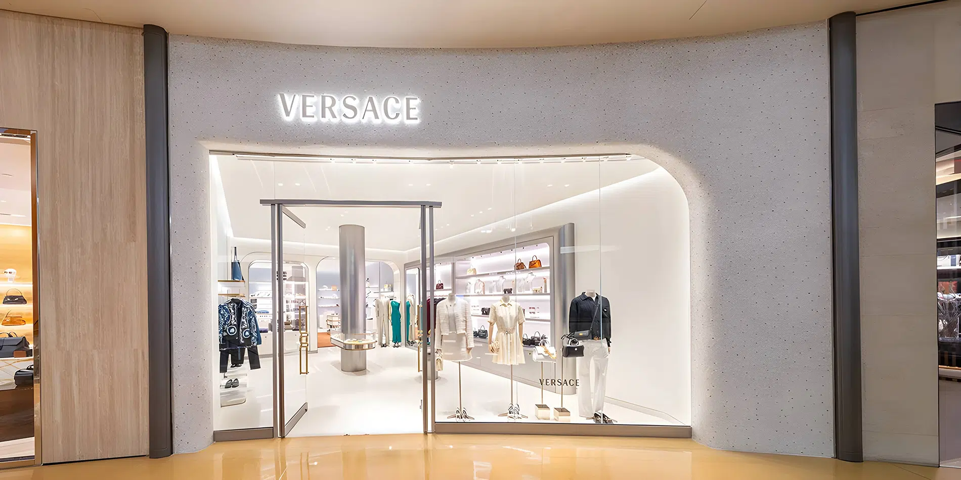 Banner 1 2 - VERSACE Boutique France