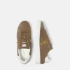 Baskets en daim ornées de motifs Greca Sneakers