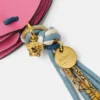 Charm en cuir Medusa Charm en cuir Medusa