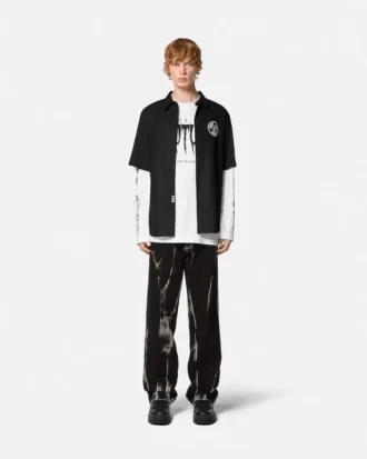 Chemise à coupe régulière avec logo V-Emblem en chaîne