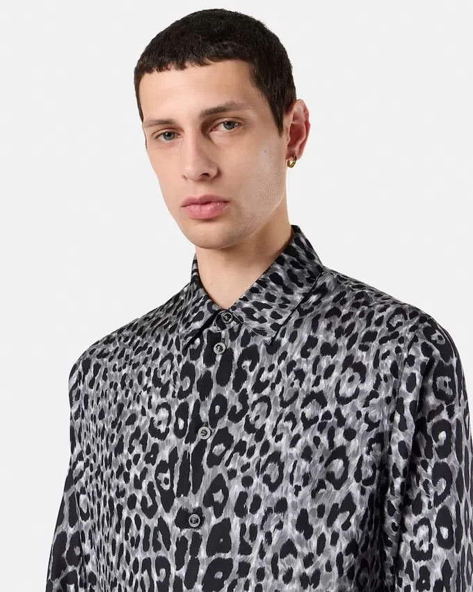 Chemise en soie léopard Chemise en soie léopard