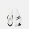 Greca Sneakers en nylon brodé
