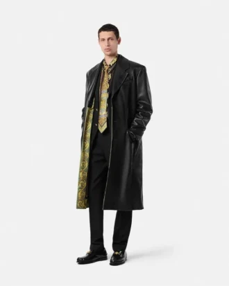 Manteau droit en cuir plongé