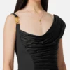 Mini-robe drapée en crêpe envers satiné