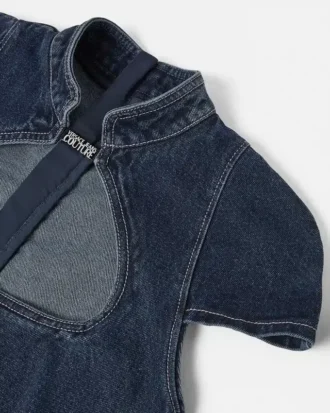 Mini-robe en denim avec logo institutionnel