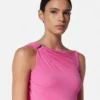 Mini-robe évasée drapée avec épingle de sûreté
