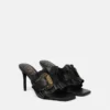 Mules Emily à boucle baroque
