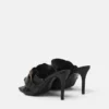 Mules Emily à boucle baroque