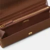 Portefeuille en cuir V avec chaîne