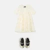 Robe en dentelle pour enfants Robe en dentelle pour enfants