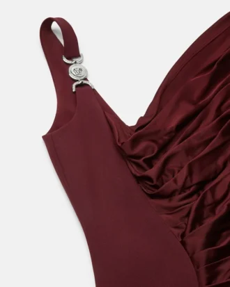 Robe longue drapée en crêpe satiné envers