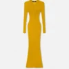 Robe longue en maille côtelée en laine mérinos Robe longue en maille côtelée en laine mérinos