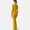 Robe longue en maille côtelée en laine mérinos Robe longue en maille côtelée en laine mérinos