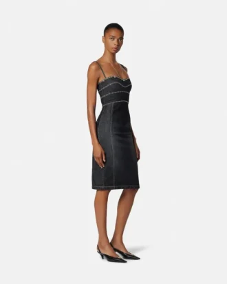 Robe midi ajustée en denim ornée