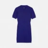 Robe midi en maille jacquard à motif V intégral Robe midi en maille jacquard à motif V intégral