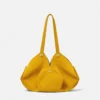Sac à bandoulière en daim Protea Sac à bandoulière en daim Protea