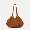 Sac à bandoulière en daim Protea Sac à bandoulière en daim Protea