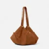 Sac à bandoulière en daim Protea Sac à bandoulière en daim Protea