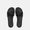 Sandales plates Medusa 95 en cuir verni